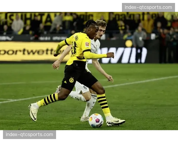 多特蒙德凭借一波连胜将积分差距迫近至3分，德甲冠军悬念陡增